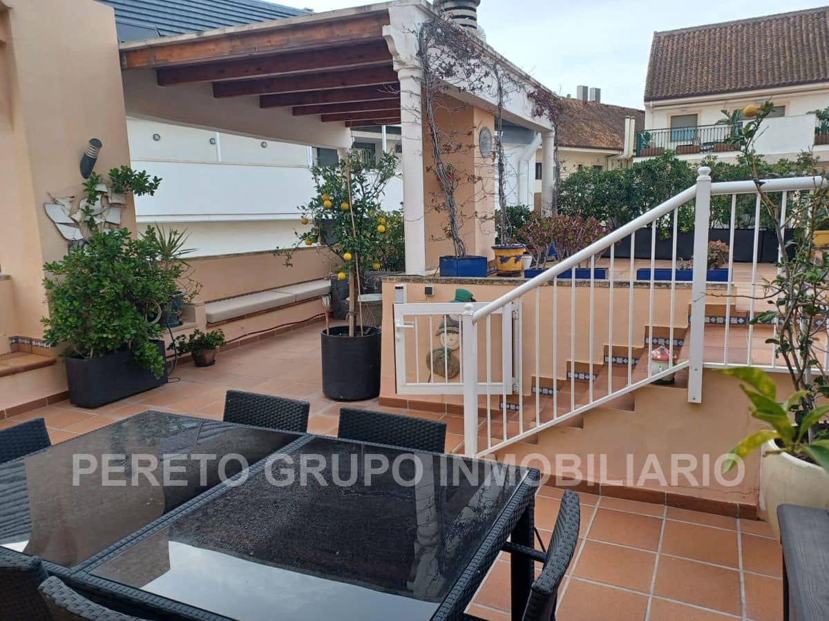 4 soveværelse Penthouse til salg i Denia med swimmingpool garage - € 875.000 (Ref: 9640503)