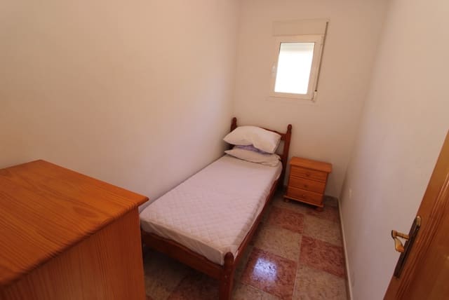 Chalet de 4 habitaciones en Tormos en venta con garaje - 410.000 € (Ref: 9640939)