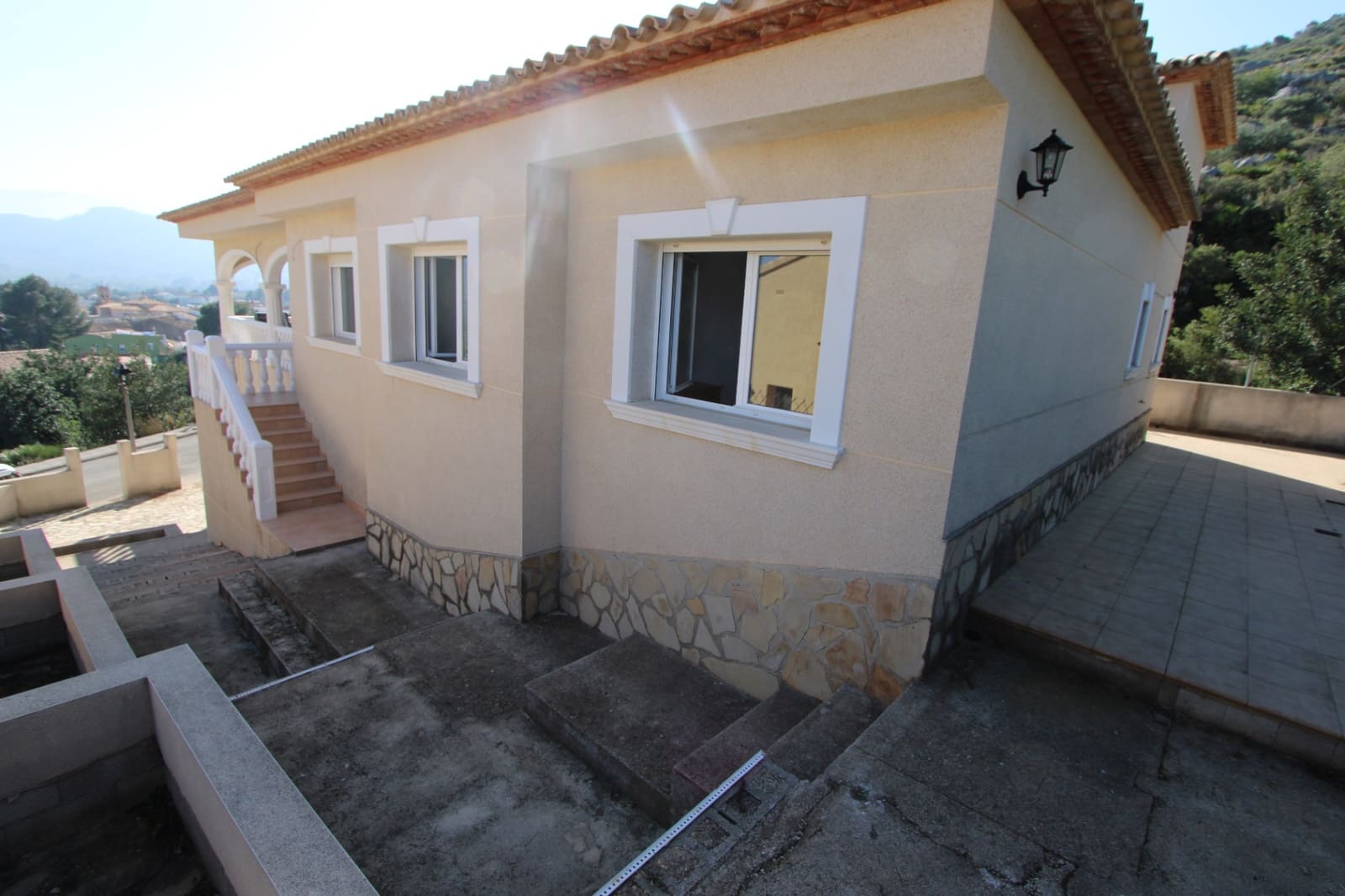 4 sypialnia Willa na sprzedaż w Tormos z garażem - 410 000 € (Ref: 9640939)