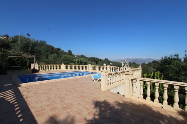 3 Zimmer Villa zu verkaufen in Orba mit Pool Garage - 485.000 € (Ref: 9646356)