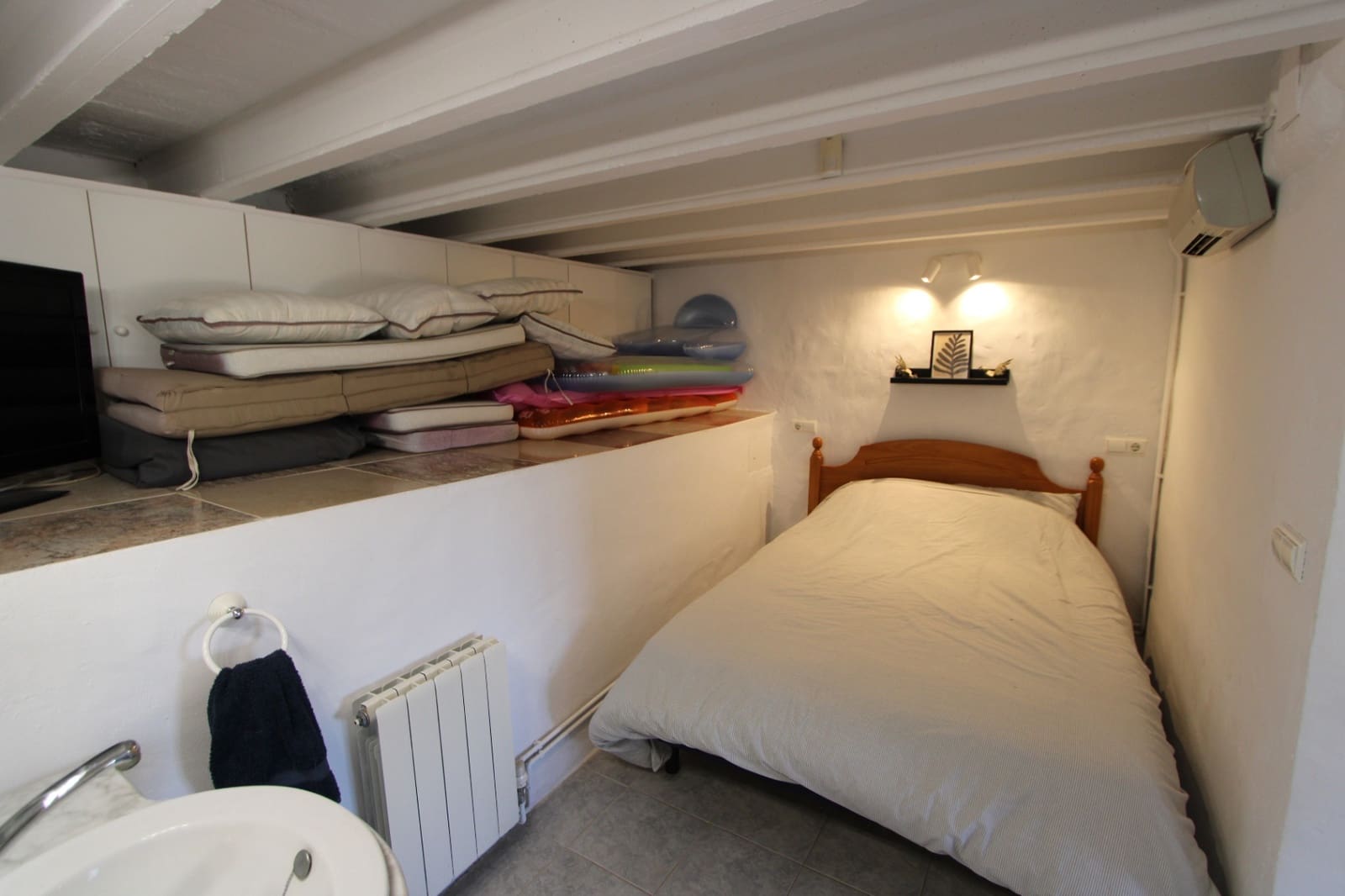 3 Zimmer Villa zu verkaufen in Orba mit Pool Garage - 485.000 € (Ref: 9646356)