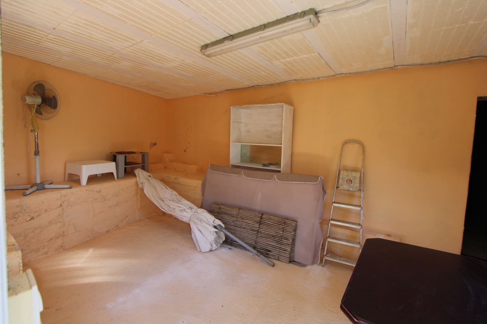 3 Zimmer Villa zu verkaufen in Orba mit Pool Garage - 485.000 € (Ref: 9646356)