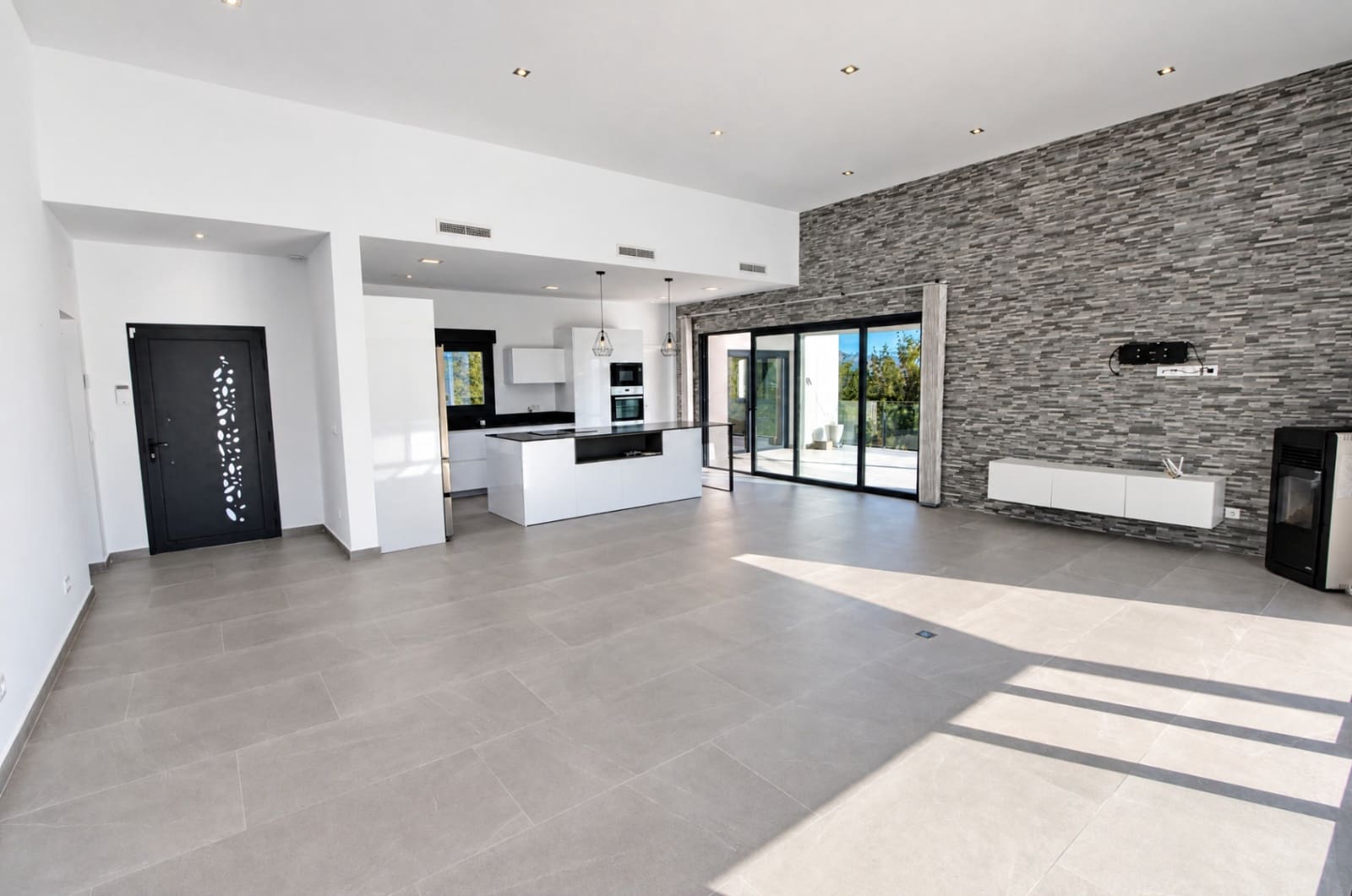 3 bedroom Villa for sale in Orba with pool garage - € 1,400,000 (Ref: 9646357)