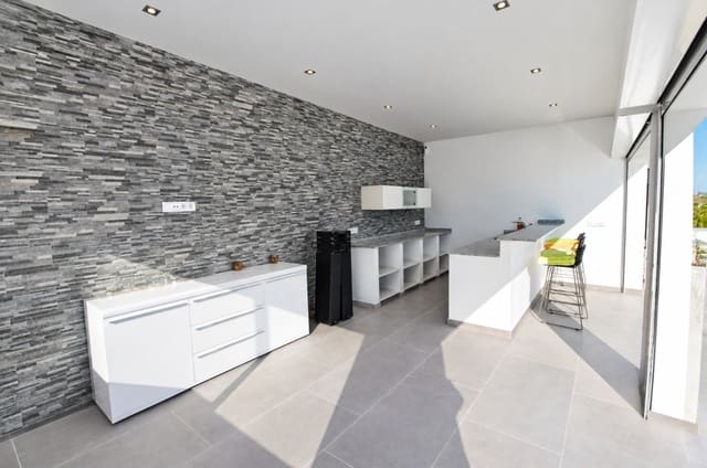 3 chambre Villa/Maison à vendre à Orba avec piscine garage - 1 400 000 € (Ref: 9646357)