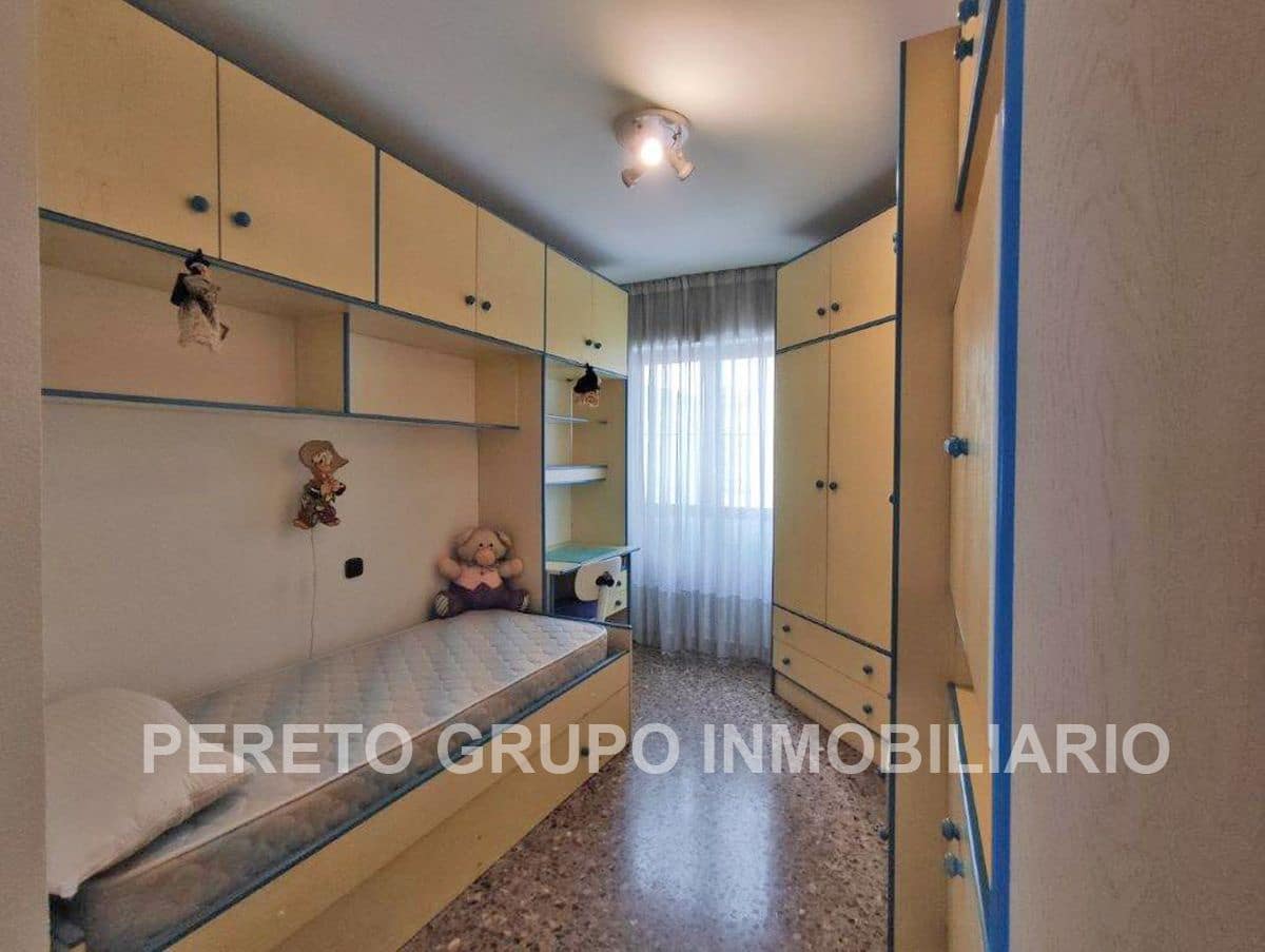 3 sovrum Lägenhet till salu i Denia - 220 000 € (Ref: 9707914)