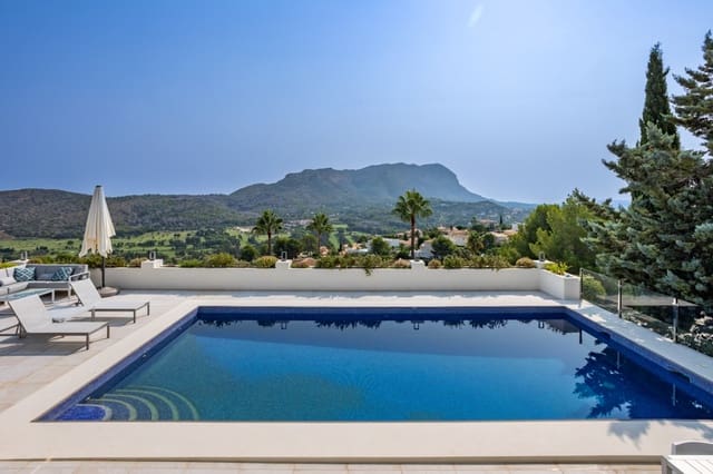 4 bedroom Villa for sale in Pedreguer with pool - € 1,250,000 (Ref: 9714169)