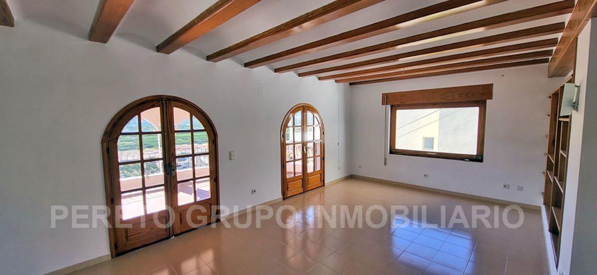 3 bedroom Villa for sale in Sanet i Negrals - € 319,000 (Ref: 9720800)