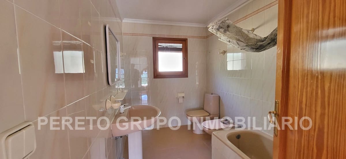 3 bedroom Villa for sale in Sanet i Negrals - € 319,000 (Ref: 9720800)
