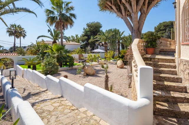 3 soveværelse Villa til salg i Javea / Xàbia med swimmingpool garage - € 1.250.000 (Ref: 9730590)
