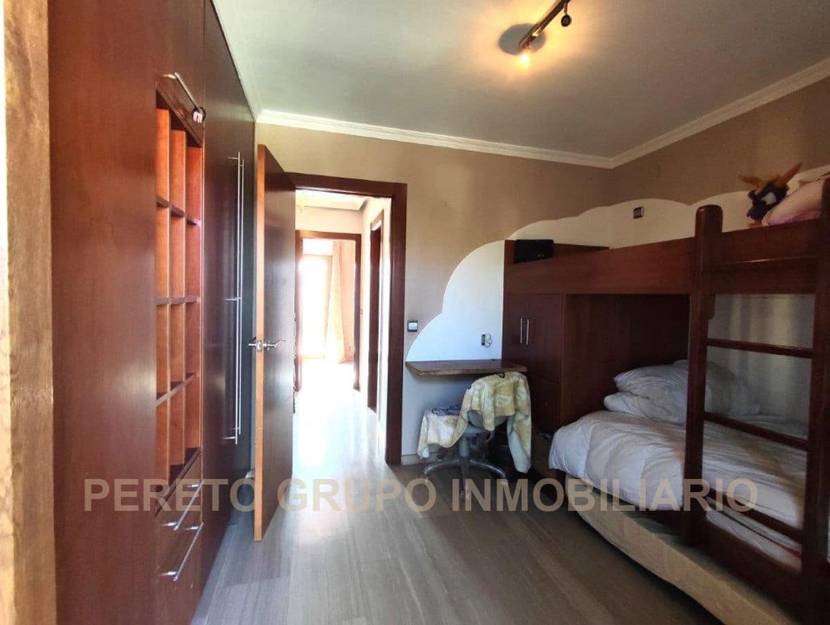 3 bedroom Terraced Villa for sale in Denia with pool garage - € 270,000 (Ref: 9758126)