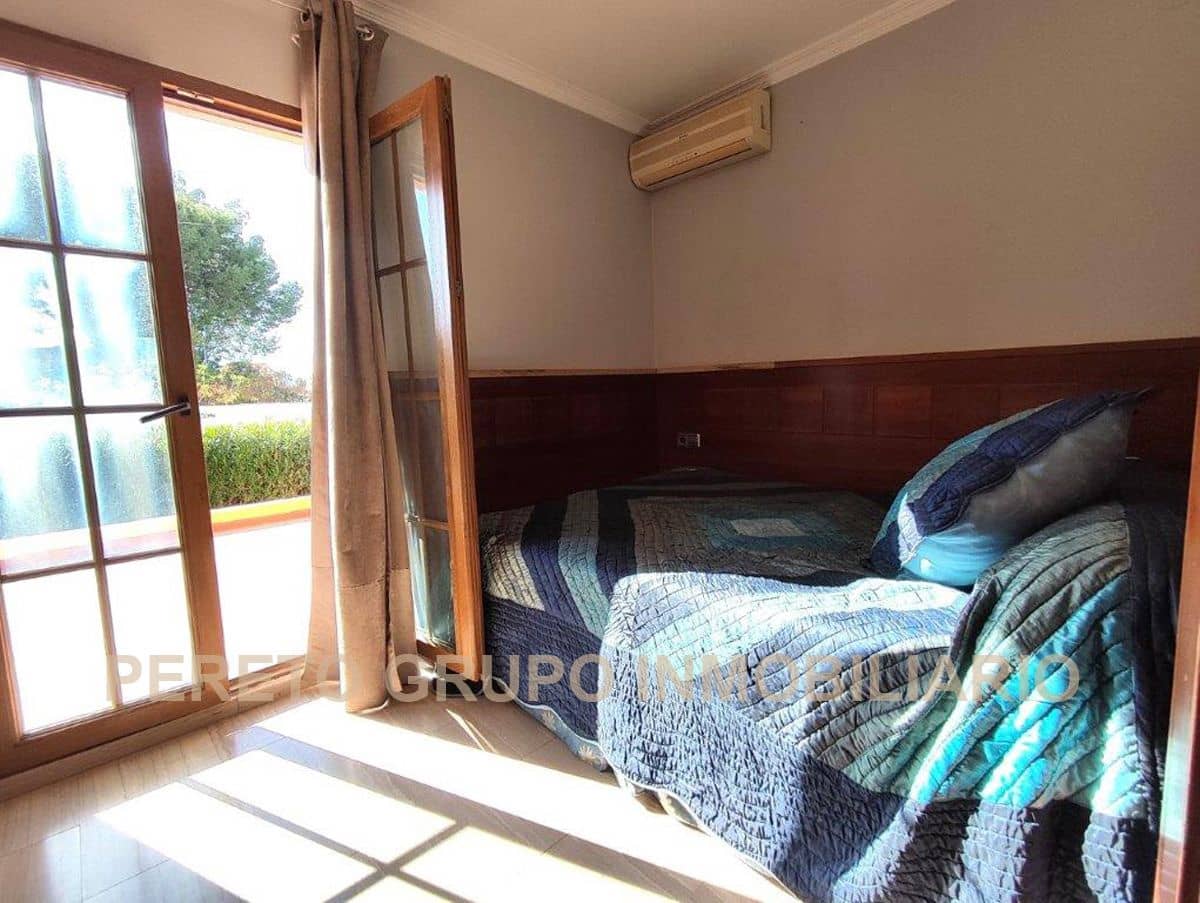 3 bedroom Terraced Villa for sale in Denia with pool garage - € 270,000 (Ref: 9758126)