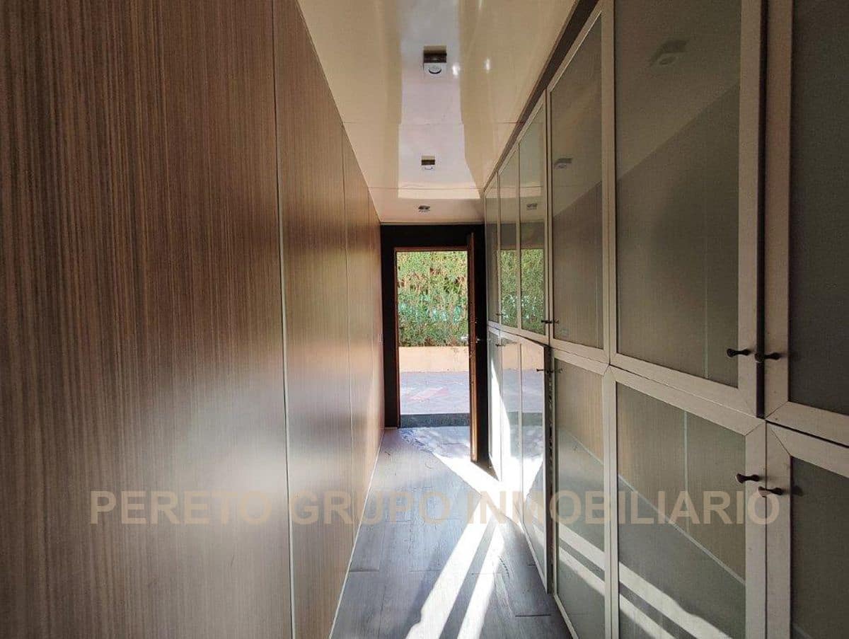 3 bedroom Terraced Villa for sale in Denia with pool garage - € 270,000 (Ref: 9758126)