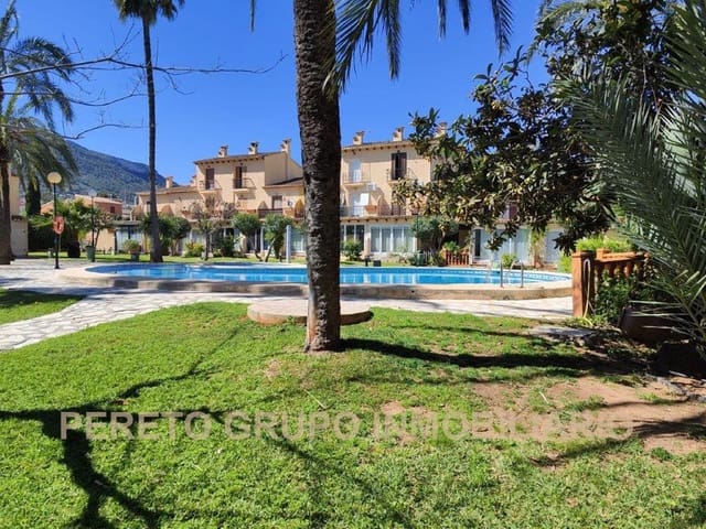 3 slaapkamer Rijtjeshuis te koop in El Montgó, Dénia met zwembad garage - € 270.000 (Ref: 9758126)