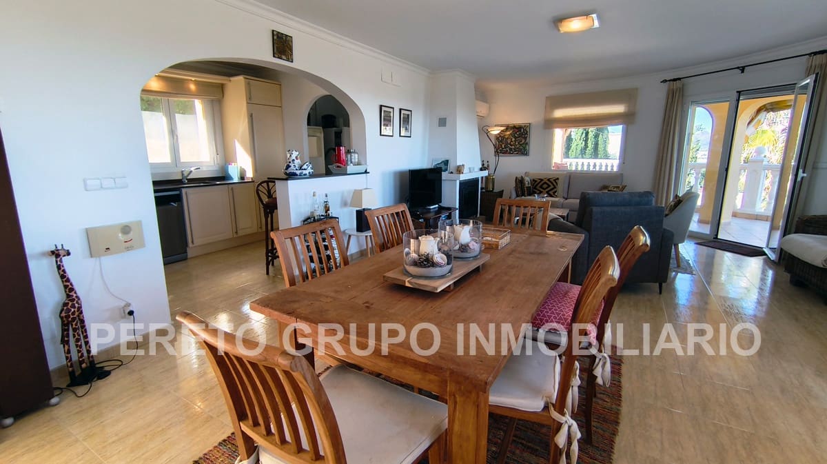 3 soverom Villa til salgs i La Sella med svømmebasseng garasje - € 675 000 (Ref: 9761268)