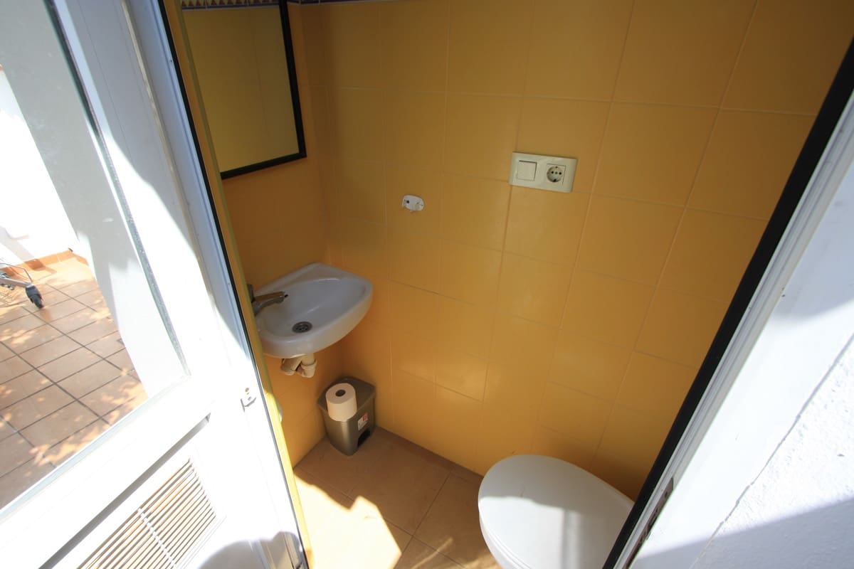 4 bedroom Terraced Villa for sale in Denia with garage - € 385,000 (Ref: 9805663)