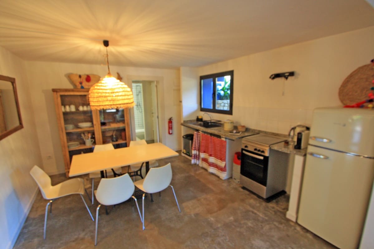 11 bedroom Villa for sale in Sagra with pool garage - € 1,990,000 (Ref: 9816484)