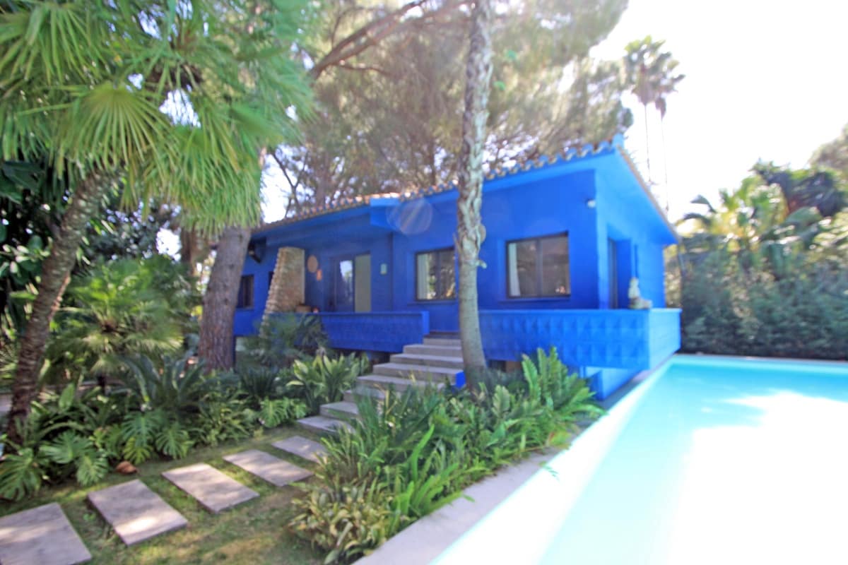 11 bedroom Villa for sale in Sagra with pool garage - € 1,990,000 (Ref: 9816484)