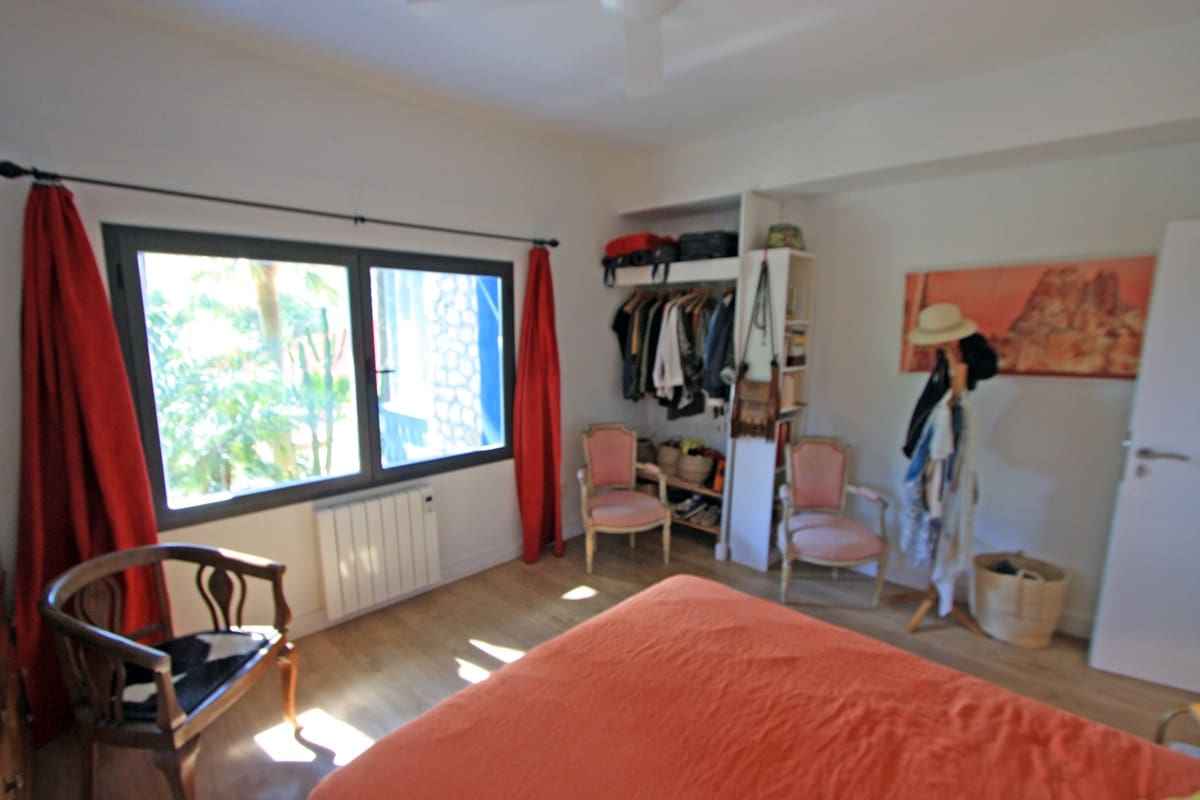 11 bedroom Villa for sale in Sagra with pool garage - € 1,990,000 (Ref: 9816484)