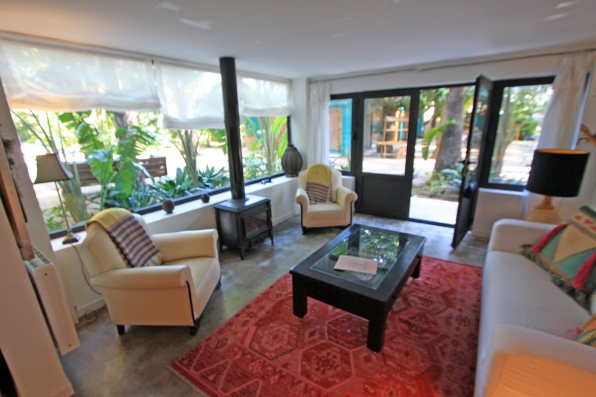 11 bedroom Villa for sale in Sagra with pool garage - € 1,990,000 (Ref: 9816484)