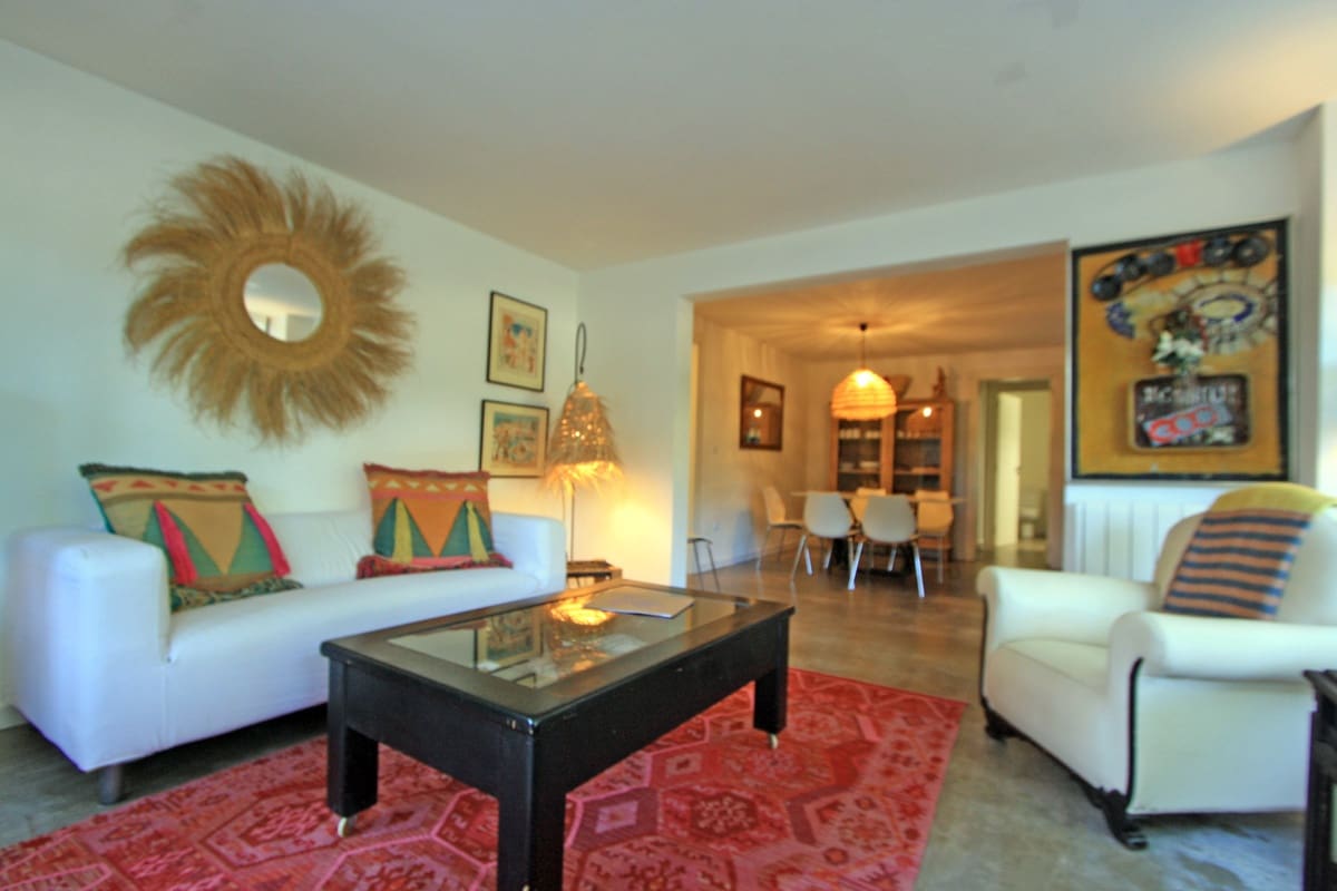 11 bedroom Villa for sale in Sagra with pool garage - € 1,990,000 (Ref: 9816484)