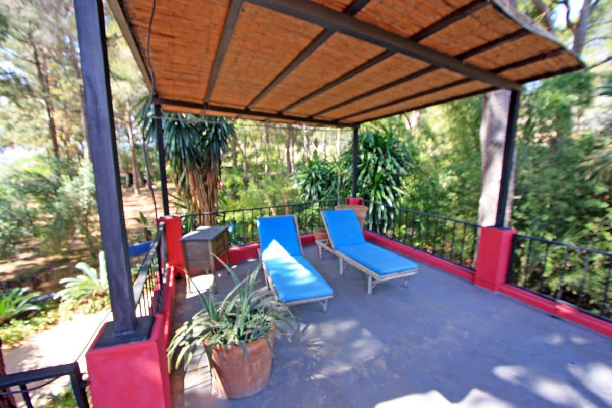 11 bedroom Villa for sale in Sagra with pool garage - € 1,990,000 (Ref: 9816484)