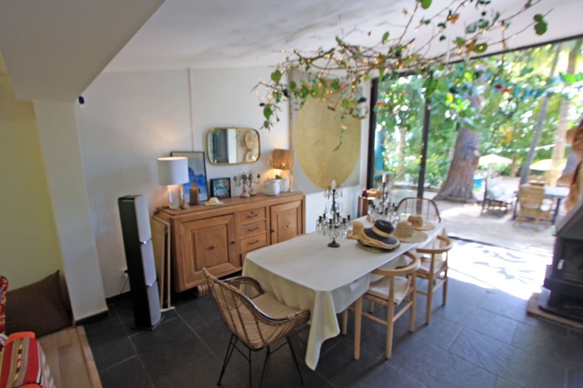 11 bedroom Villa for sale in Sagra with pool garage - € 1,990,000 (Ref: 9816484)