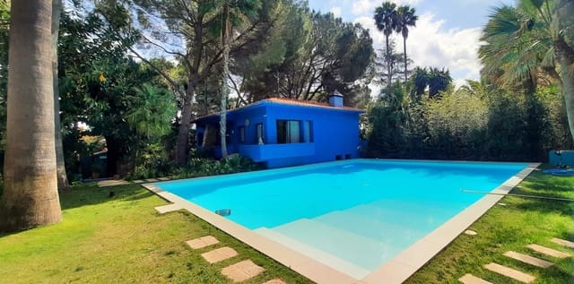 11 soverom Villa til salgs i Sagra med svømmebasseng garasje - € 1 990 000 (Ref: 9816484)