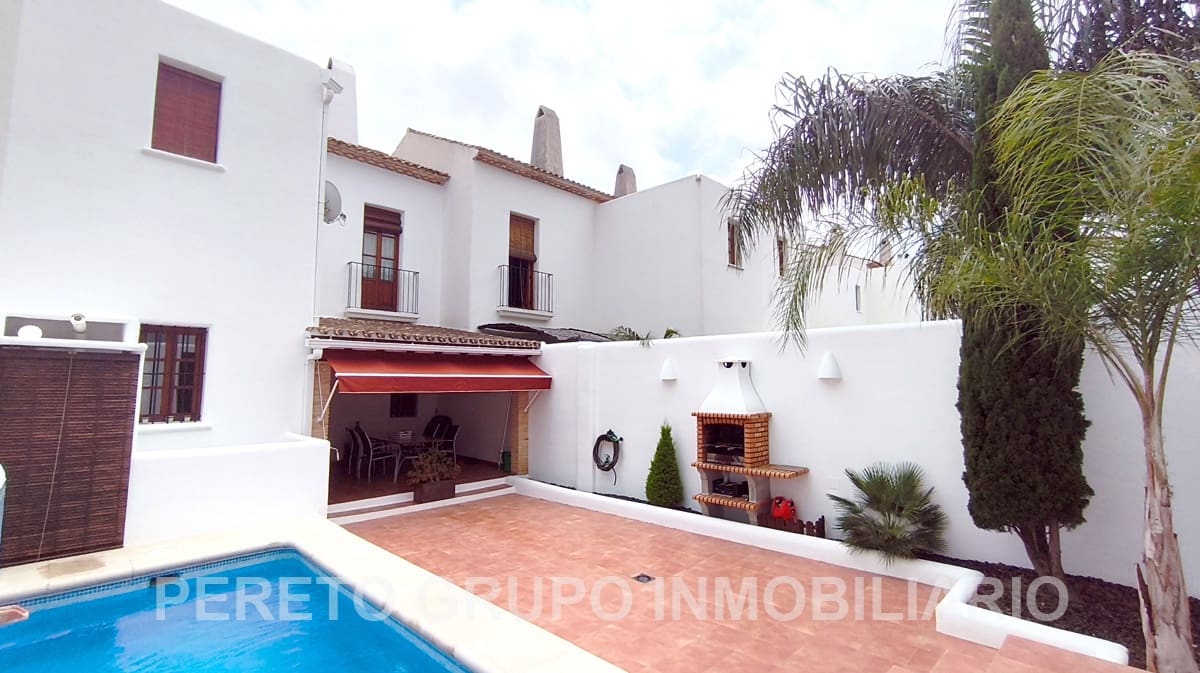 4 camera da letto Casa in vendita in La Xara con piscina garage - 525.000 € (Rif: 9830358)