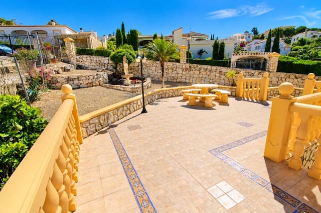 5 quarto Moradia para venda em Ráfol de Almunia com piscina garagem - 550 000 € (Ref: 9872348)