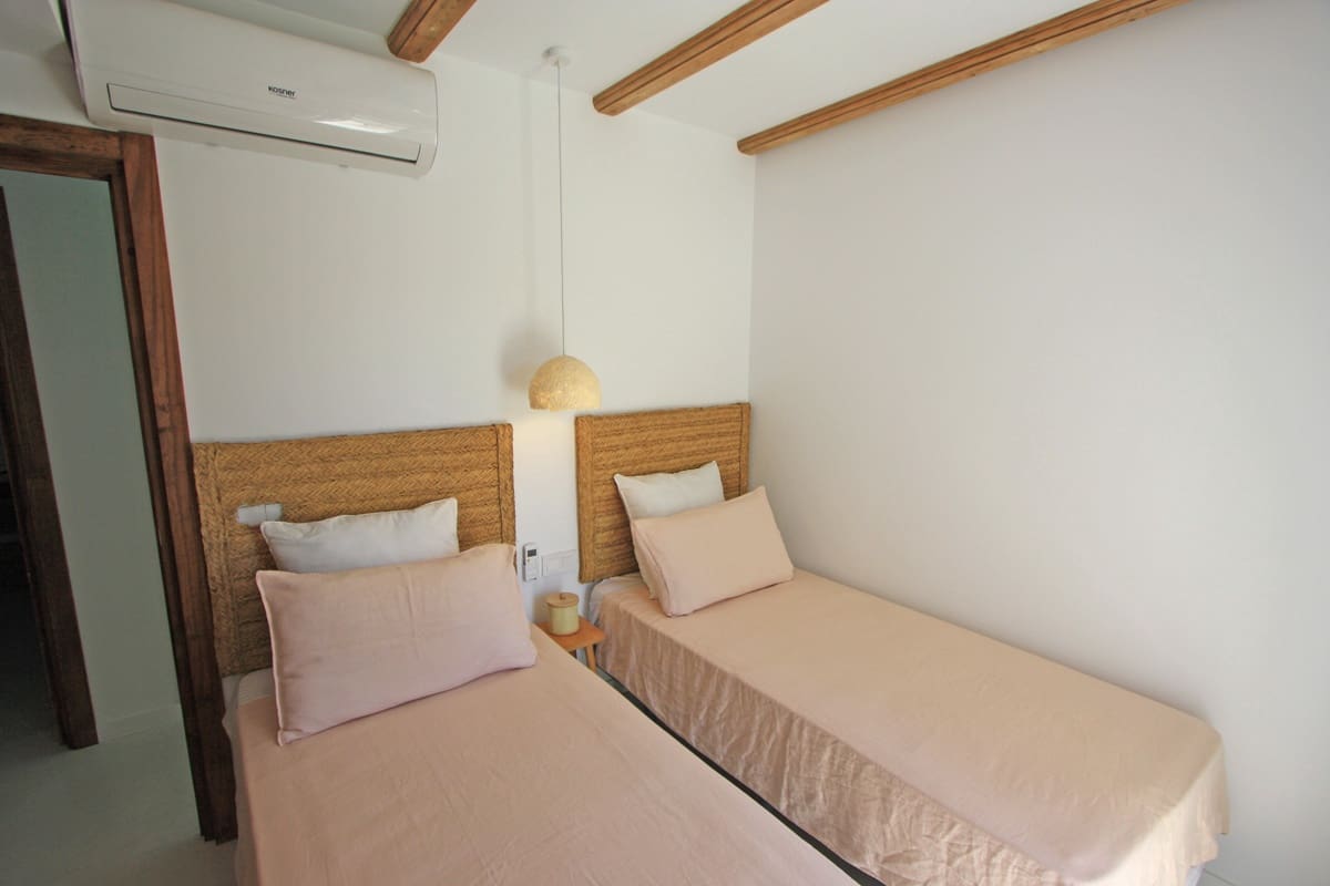 3 bedroom Terraced Villa for sale in Denia with pool garage - € 799,000 (Ref: 9891136)