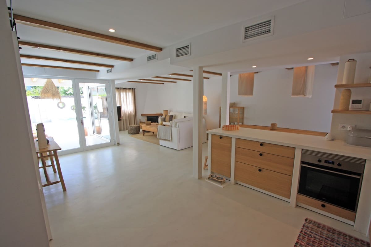 3 bedroom Terraced Villa for sale in Denia with pool garage - € 799,000 (Ref: 9891136)