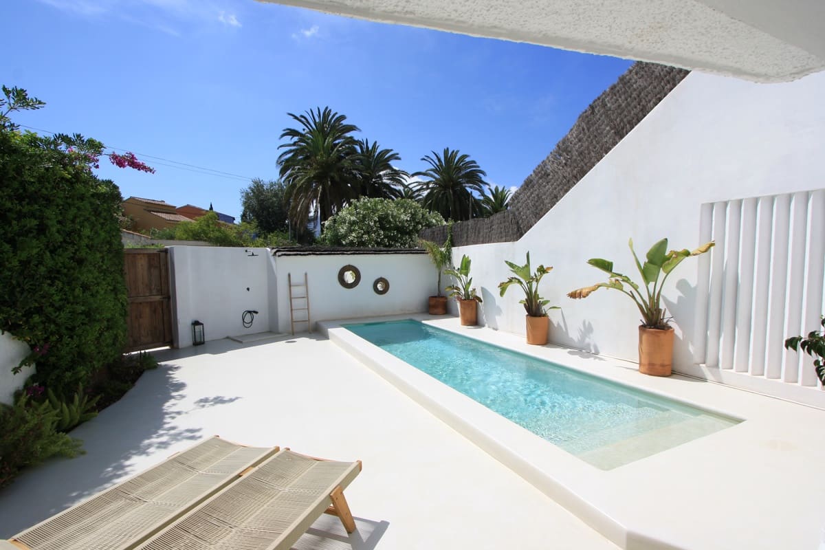 3 bedroom Terraced Villa for sale in Denia with pool garage - € 799,000 (Ref: 9891136)