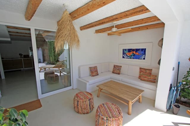 Adosado de 3 habitaciones en Las Marinas / Les Marines, Dénia en venta con piscina garaje - 799.000 € (Ref: 9891136)