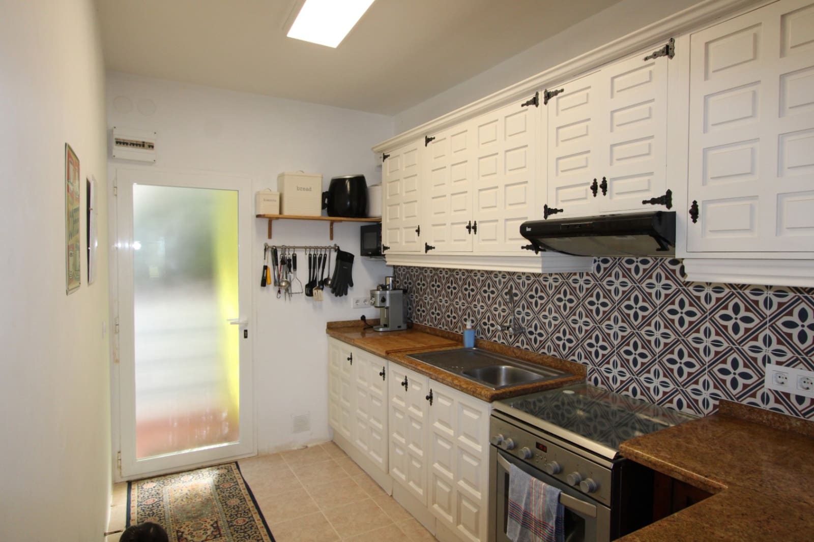 2 Zimmer Villa zu verkaufen in Orba mit Pool Garage - 175.000 € (Ref: 9895418)