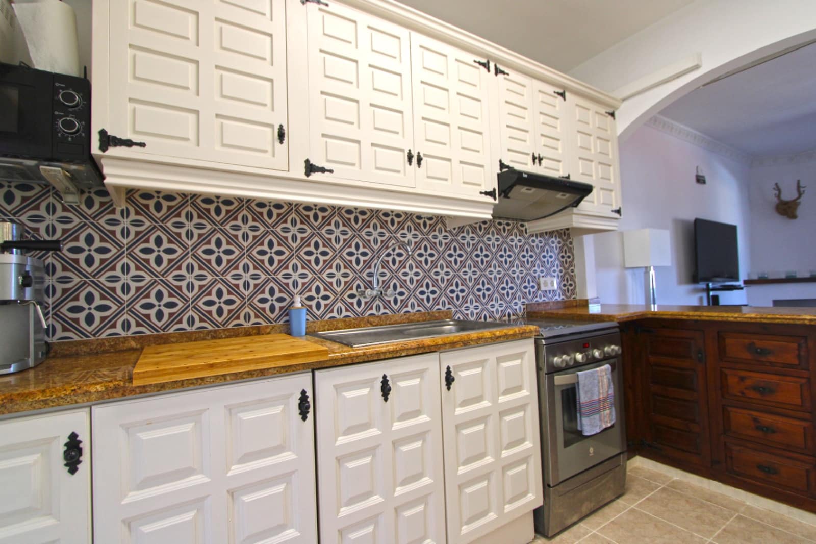 2 Zimmer Villa zu verkaufen in Orba mit Pool Garage - 175.000 € (Ref: 9895418)