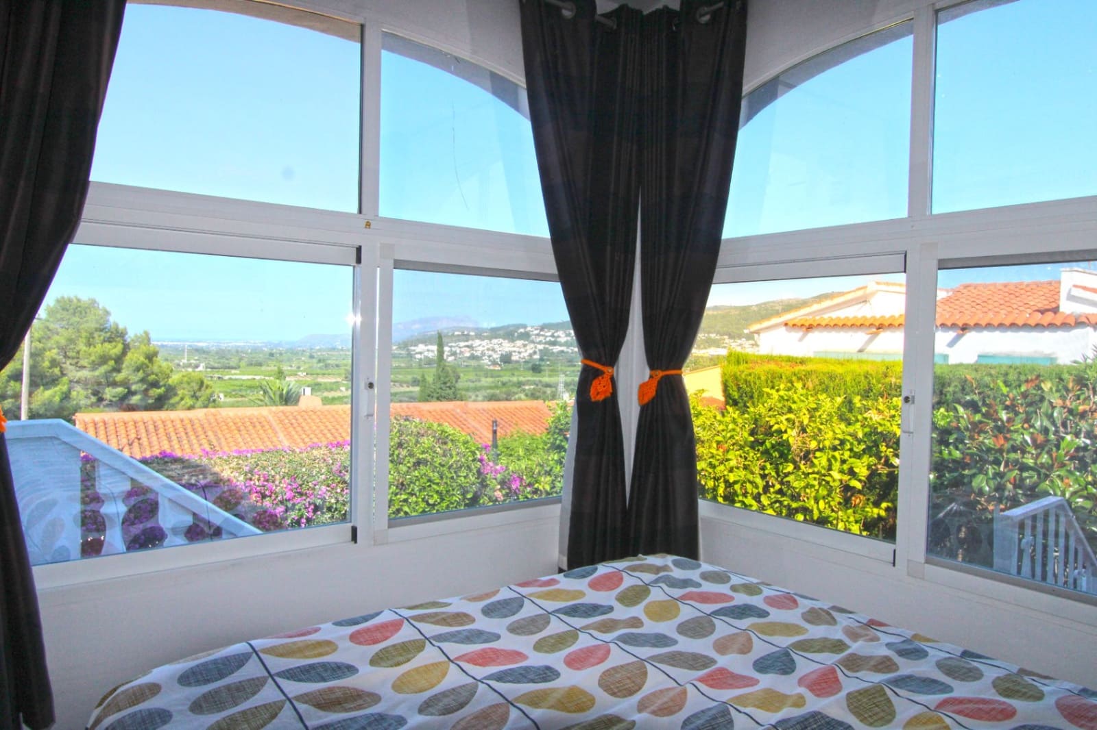 2 Zimmer Villa zu verkaufen in Orba mit Pool Garage - 175.000 € (Ref: 9895418)