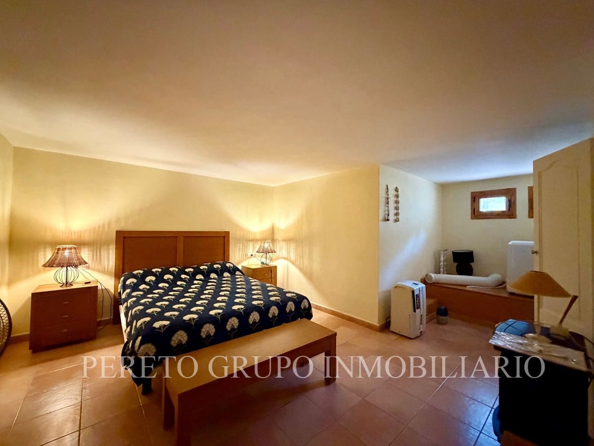 4 bedroom Villa for sale in Denia with pool garage - € 795,000 (Ref: 9895419)