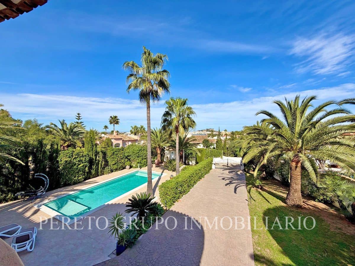 4 bedroom Villa for sale in Denia with pool garage - € 795,000 (Ref: 9895419)