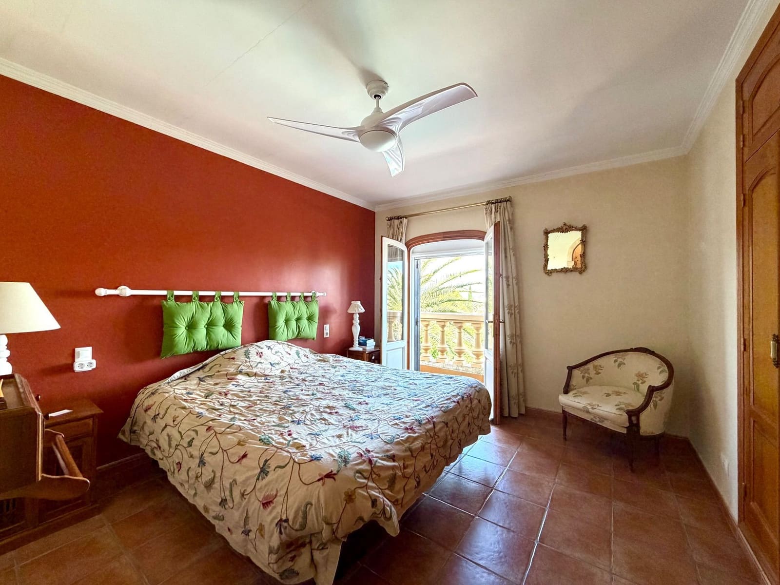 4 bedroom Villa for sale in Denia with pool garage - € 795,000 (Ref: 9895419)