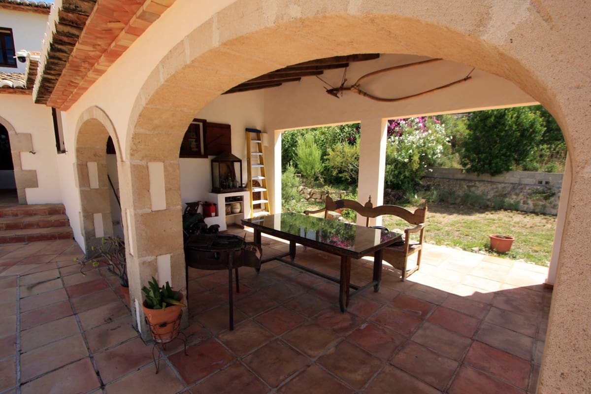 4 soverom Villa til salgs i Javea / Xabia med svømmebasseng garasje - € 1 350 000 (Ref: 9908910)
