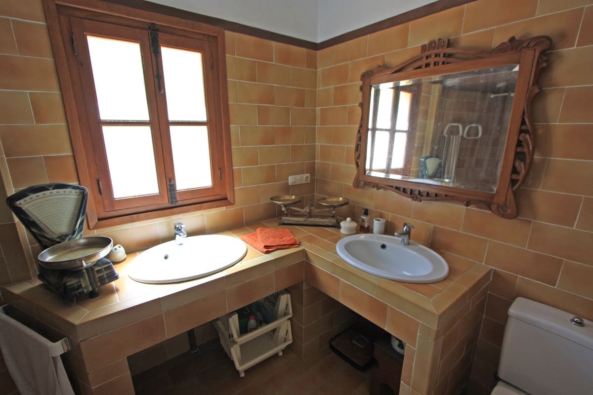 4 soverom Villa til salgs i Javea / Xabia med svømmebasseng garasje - € 1 350 000 (Ref: 9908910)