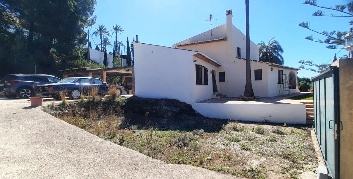 4 soverom Villa til salgs i Javea / Xabia med svømmebasseng garasje - € 1 350 000 (Ref: 9908910)
