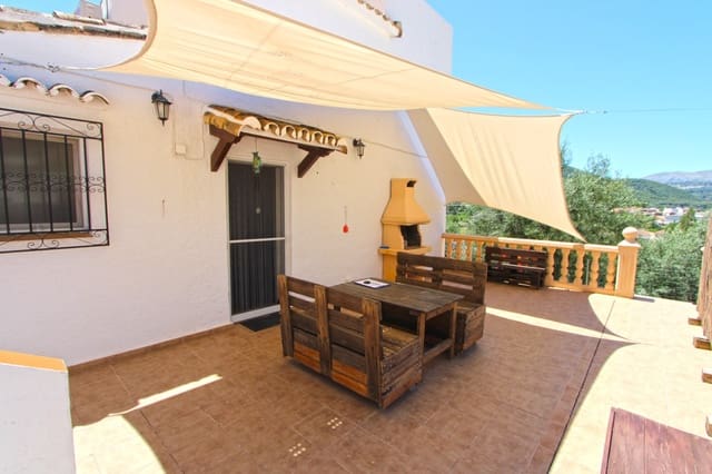 2 soveværelse Villa til salg i Orba med swimmingpool garage - € 365.000 (Ref: 9912220)