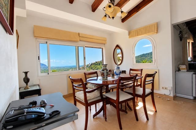 3 soverom Villa til salgs i Orba med garasje - € 259 000 (Ref: 9936817)