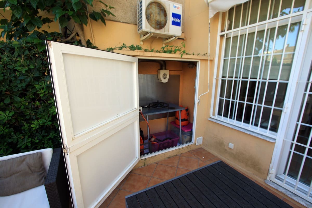 3 Zimmer Apartment zu verkaufen in Denia mit Pool Garage - 330.000 € (Ref: 9944329)
