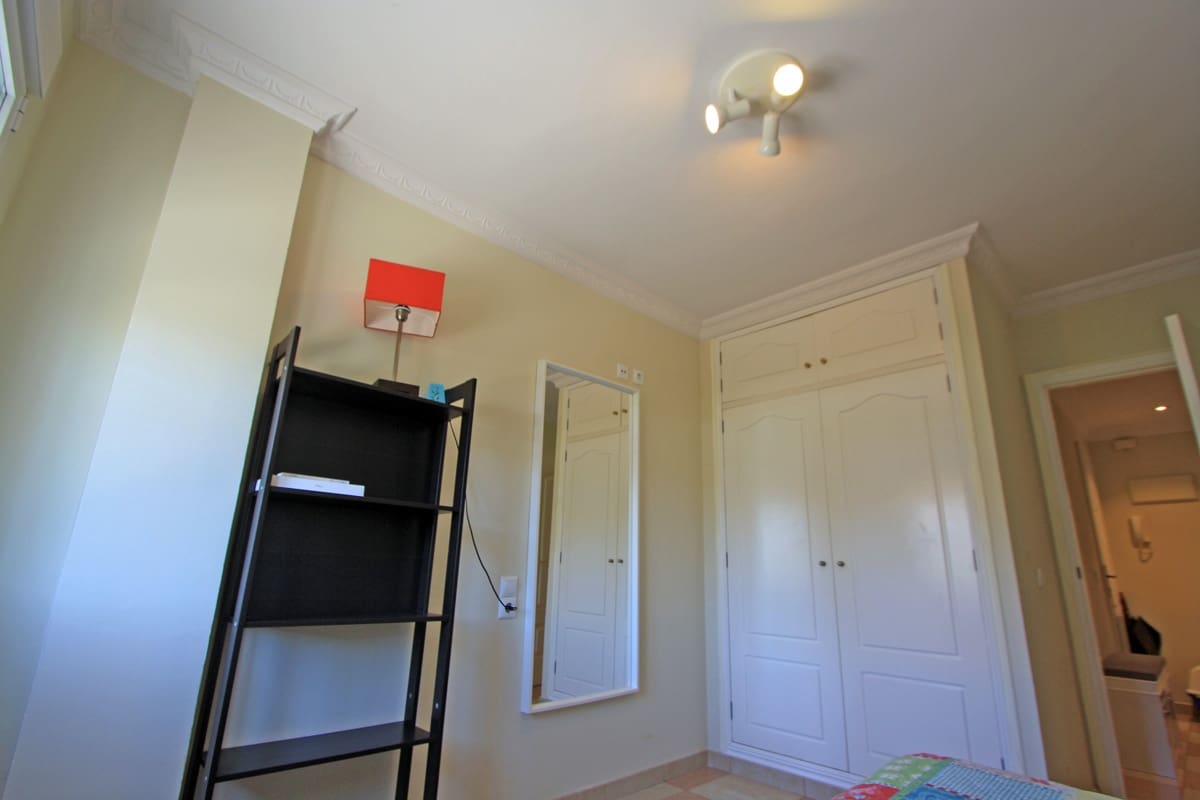 3 Zimmer Apartment zu verkaufen in Denia mit Pool Garage - 330.000 € (Ref: 9944329)