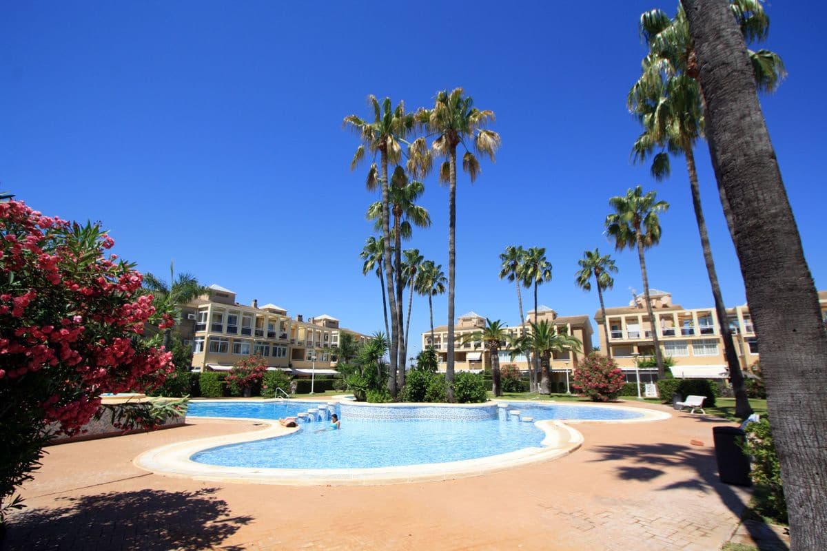 3 Zimmer Apartment zu verkaufen in Denia mit Pool Garage - 330.000 € (Ref: 9944329)