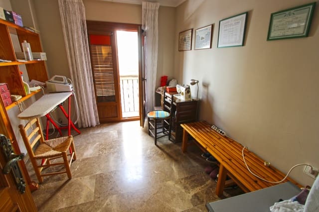 4 Zimmer Haus zu verkaufen in Pego mit Garage - 479.000 € (Ref: 9948896)