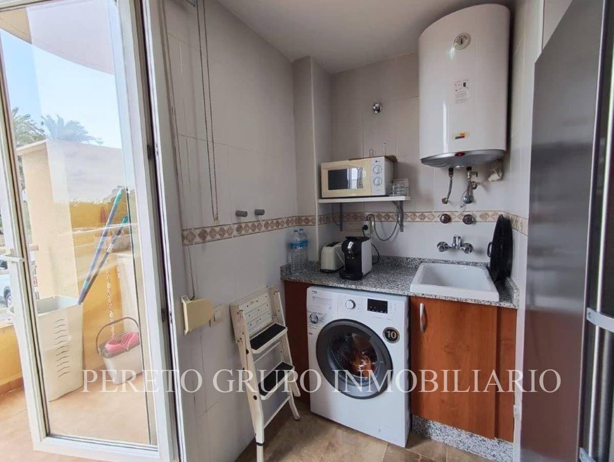 2 soverom Leilighet til salgs i Denia med svømmebasseng garasje - € 339 000 (Ref: 9973802)