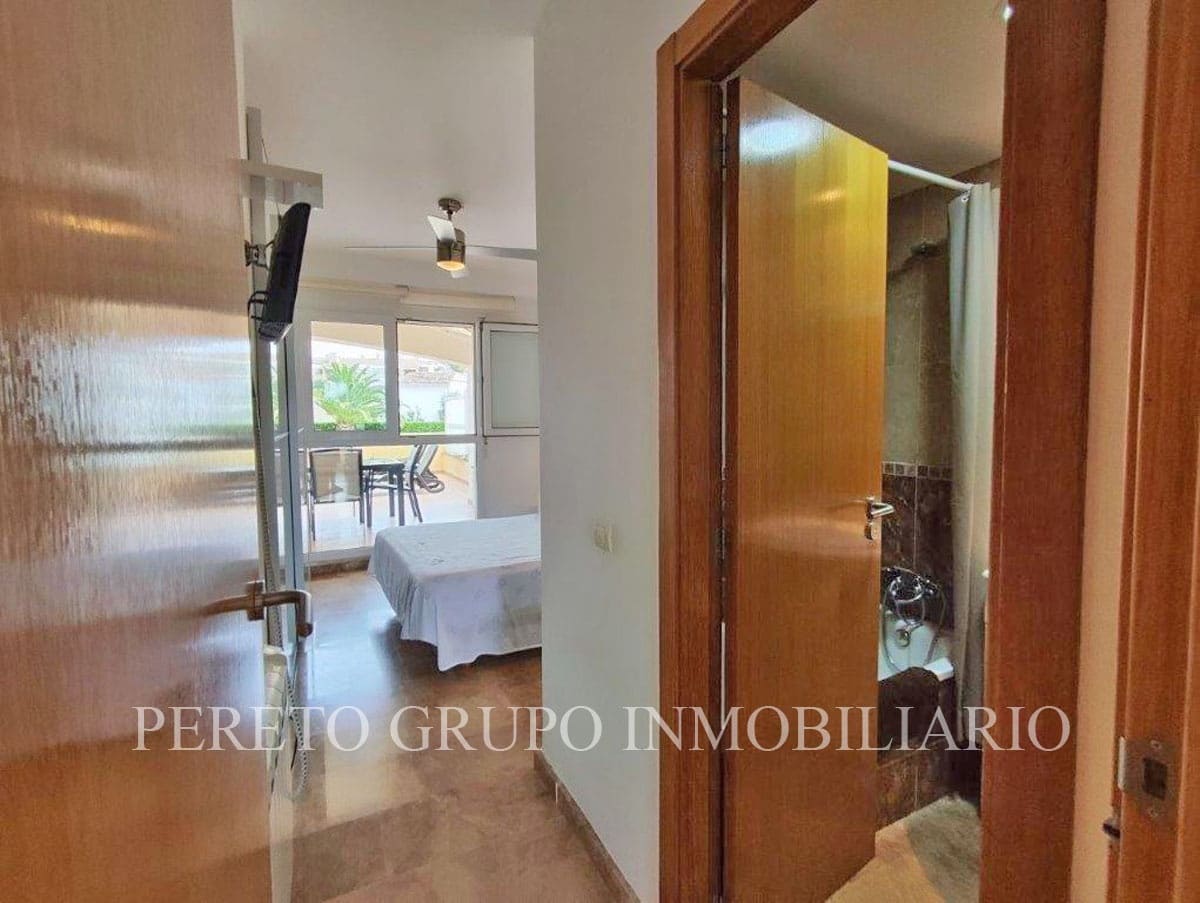 2 soverom Leilighet til salgs i Denia med svømmebasseng garasje - € 339 000 (Ref: 9973802)